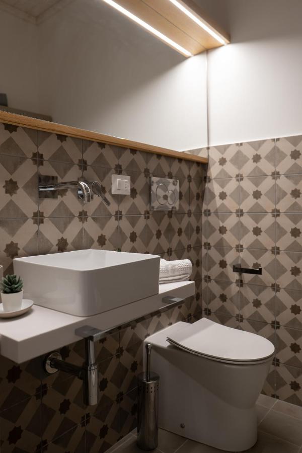 Woodenloft14 Apartment Catania Bagian luar foto